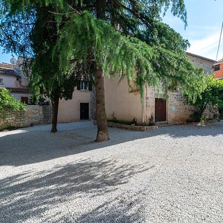 Apartments With A Parking Space Bale, Rovinj - 22881 Dış mekan fotoğraf