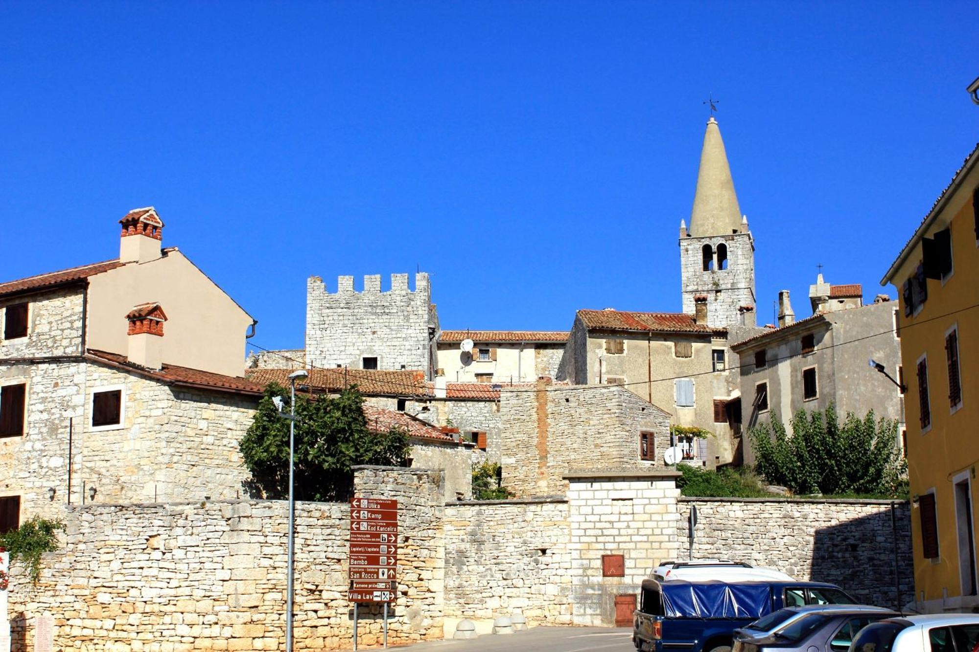 Apartments With A Parking Space Bale, Rovinj - 22881 Dış mekan fotoğraf