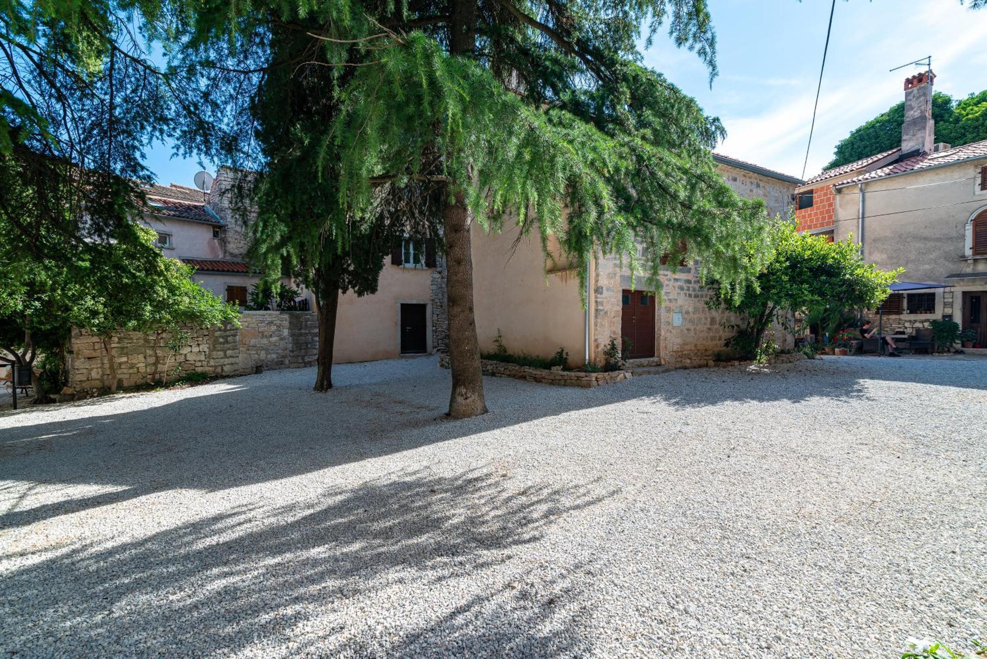 Apartments With A Parking Space Bale, Rovinj - 22881 Dış mekan fotoğraf