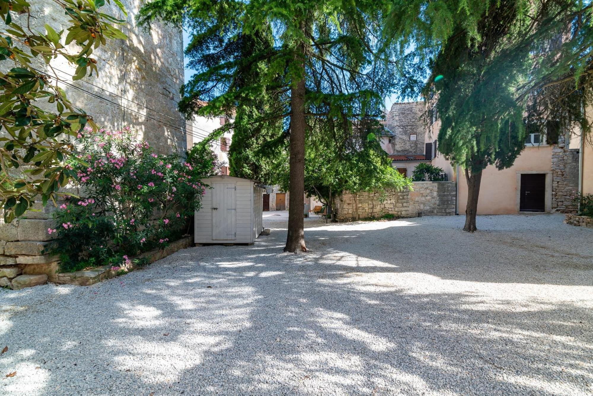 Apartments With A Parking Space Bale, Rovinj - 22881 Dış mekan fotoğraf